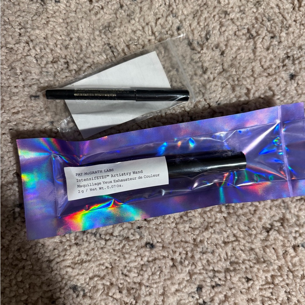 Pat McGrath Labs IntensifEYES Artistry Wand bundle with mini eye pencil